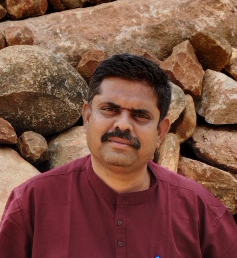 deshpande photo